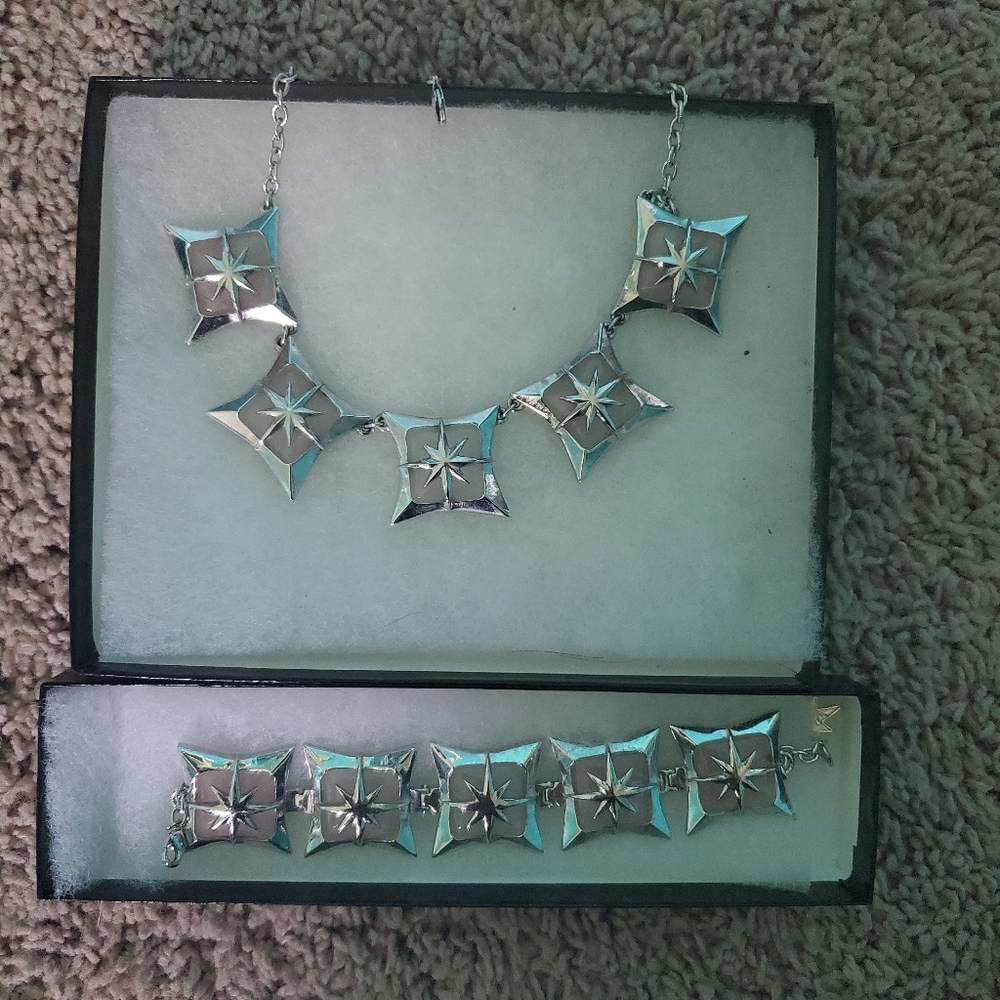 Meteor Jewelry Co. Atomic Necklace and Bracelet Set